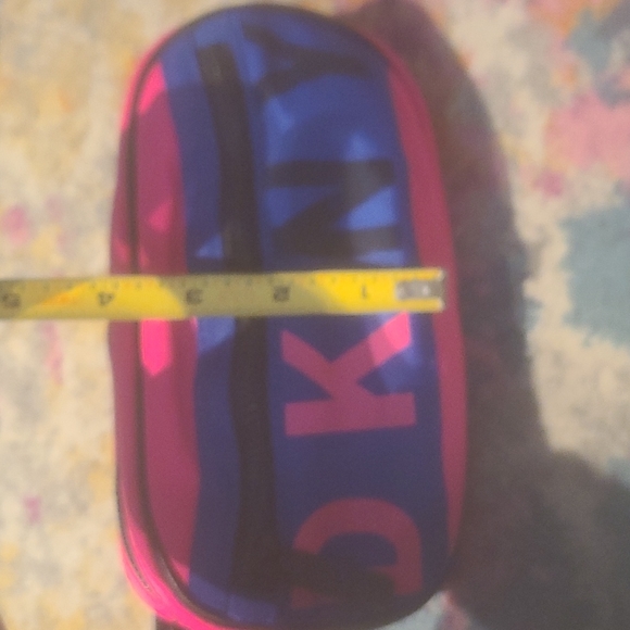 SALE DKNY fanny pack SALE - Picture 5 of 5